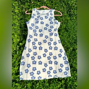 EUC - Gogo Mini Dress - Cream w/ Blue Flowers - Women’s M